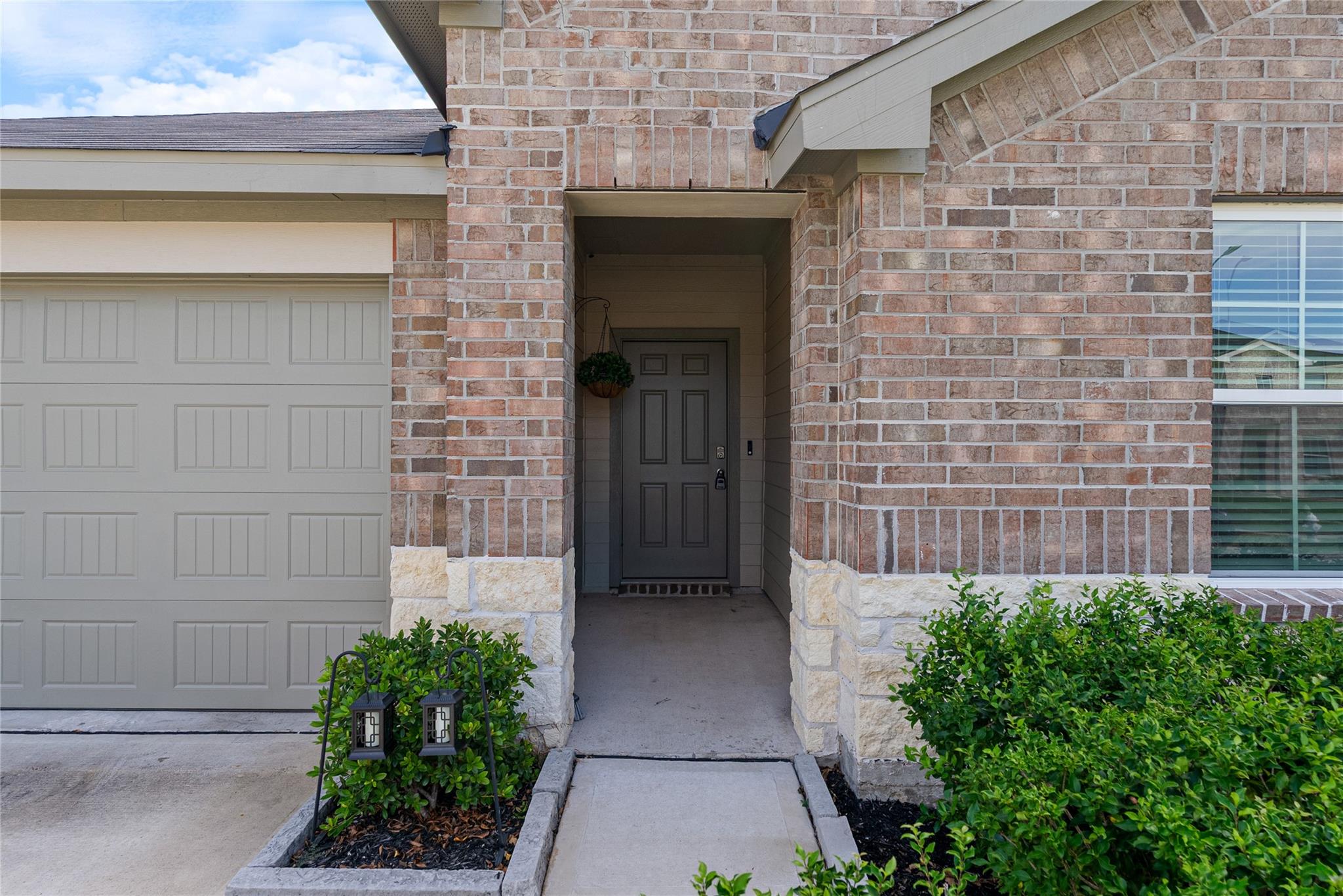 3011 Magnolia Blossom Lane