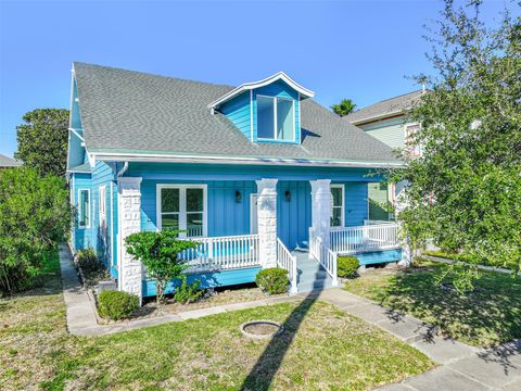 Photo of 3124 Avenue R 1/2, Galveston, TX 77550 (MLS # 9744043)