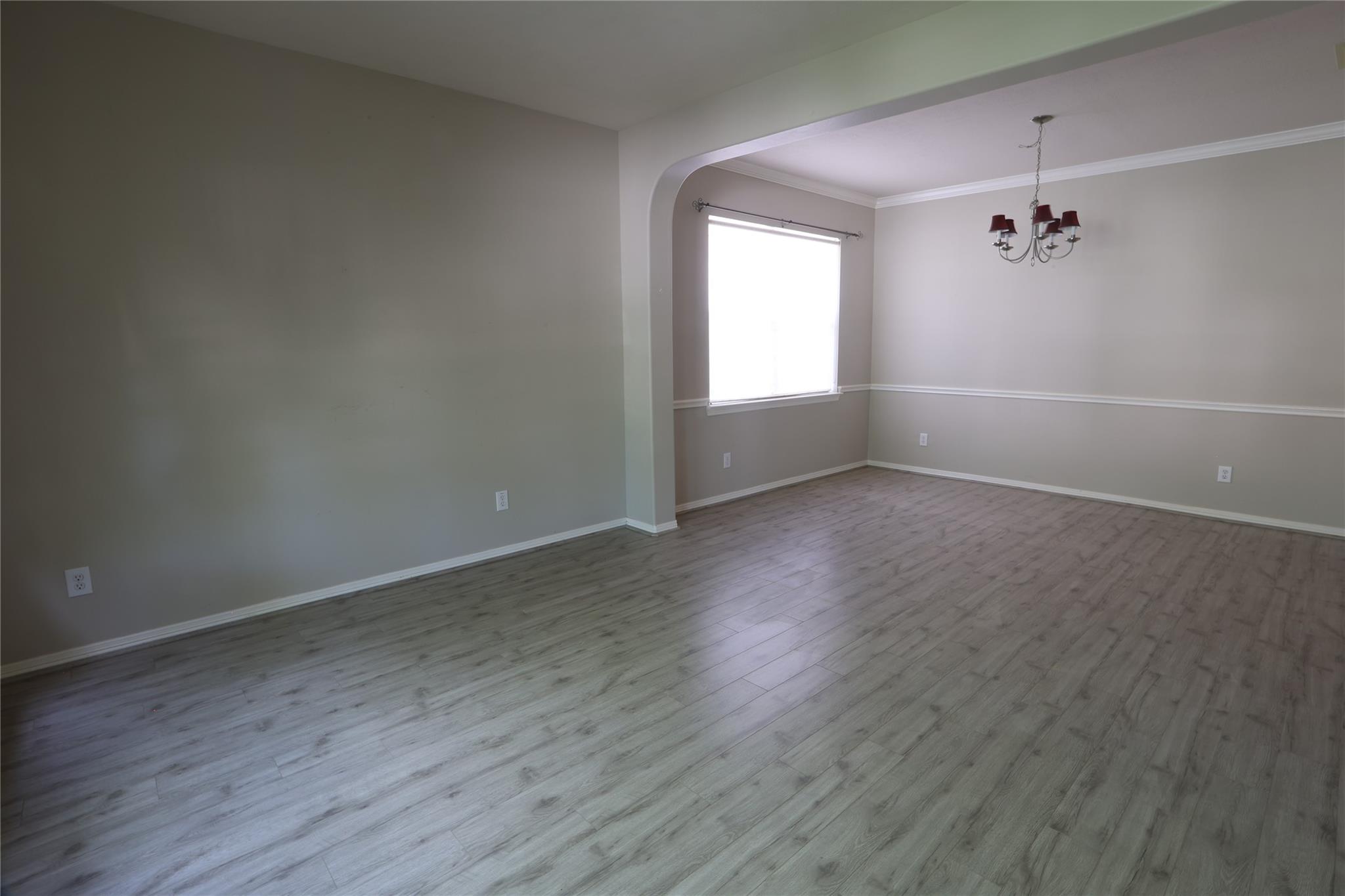 5547 Linden Rose Lane