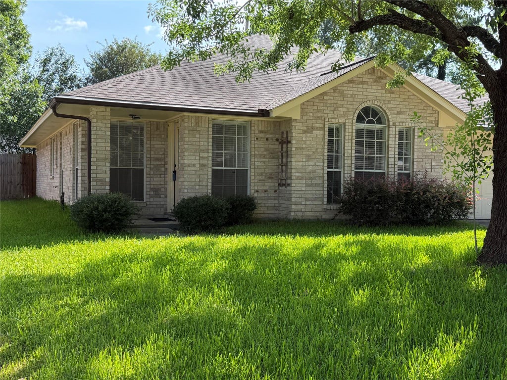 Photo of 2238 Pine Cone Drive, Houston, TX 77339 (MLS # 18137809)