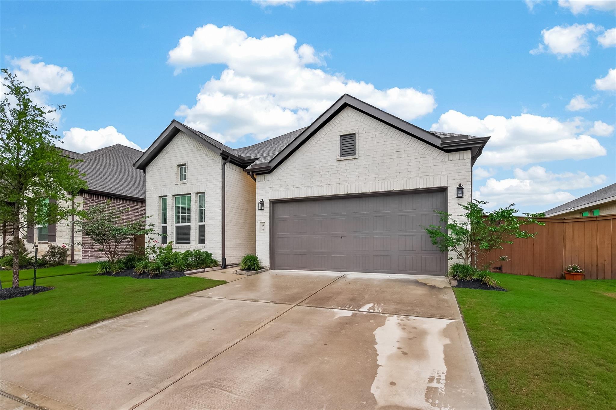 5019 Country Meadows Trail