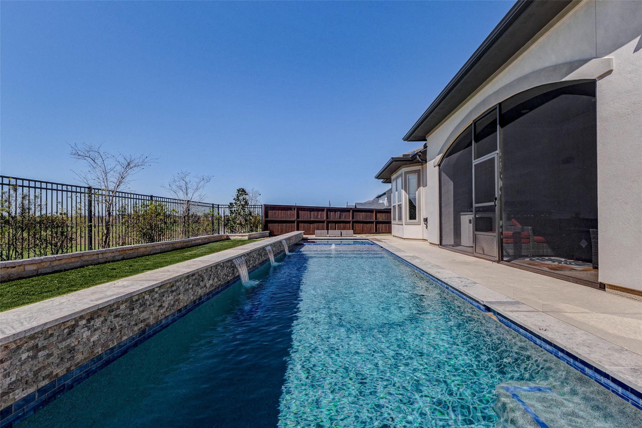 2307 Myrtle Manor Lane