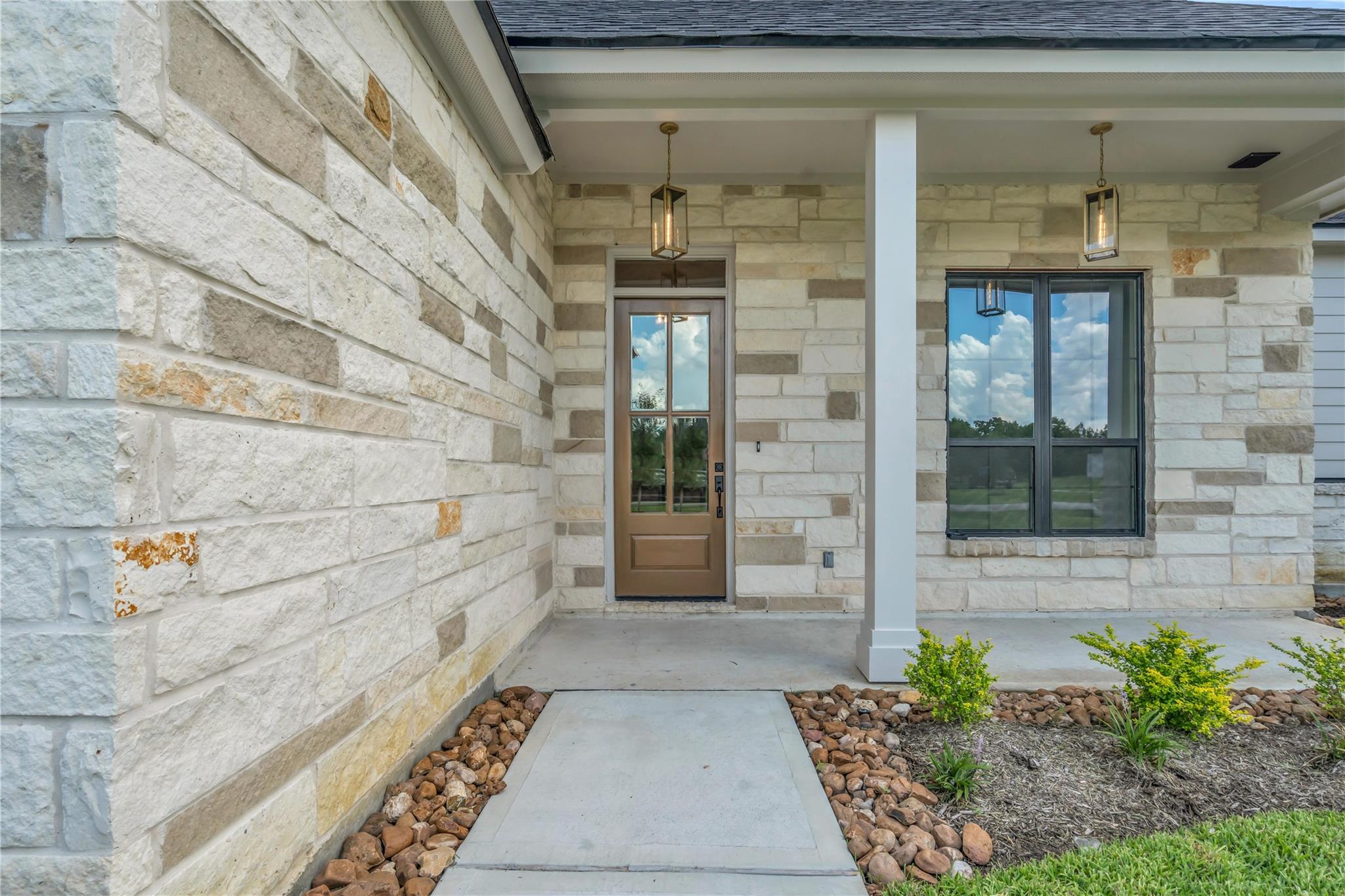 24921 Hopeview Way