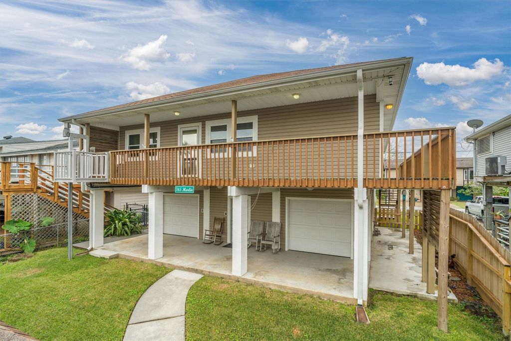 Photo of 765 Marlin Street, Bayou Vista, TX 77563 (MLS # 69021137)