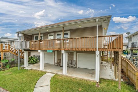 Photo of 765 Marlin Street, Bayou Vista, TX 77563 (MLS # 69021137)