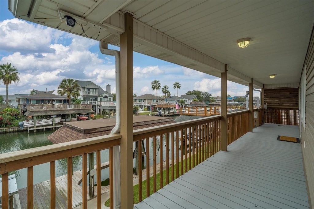 Photo of 765 Marlin Street, Bayou Vista, TX 77563 (MLS # 69021137)