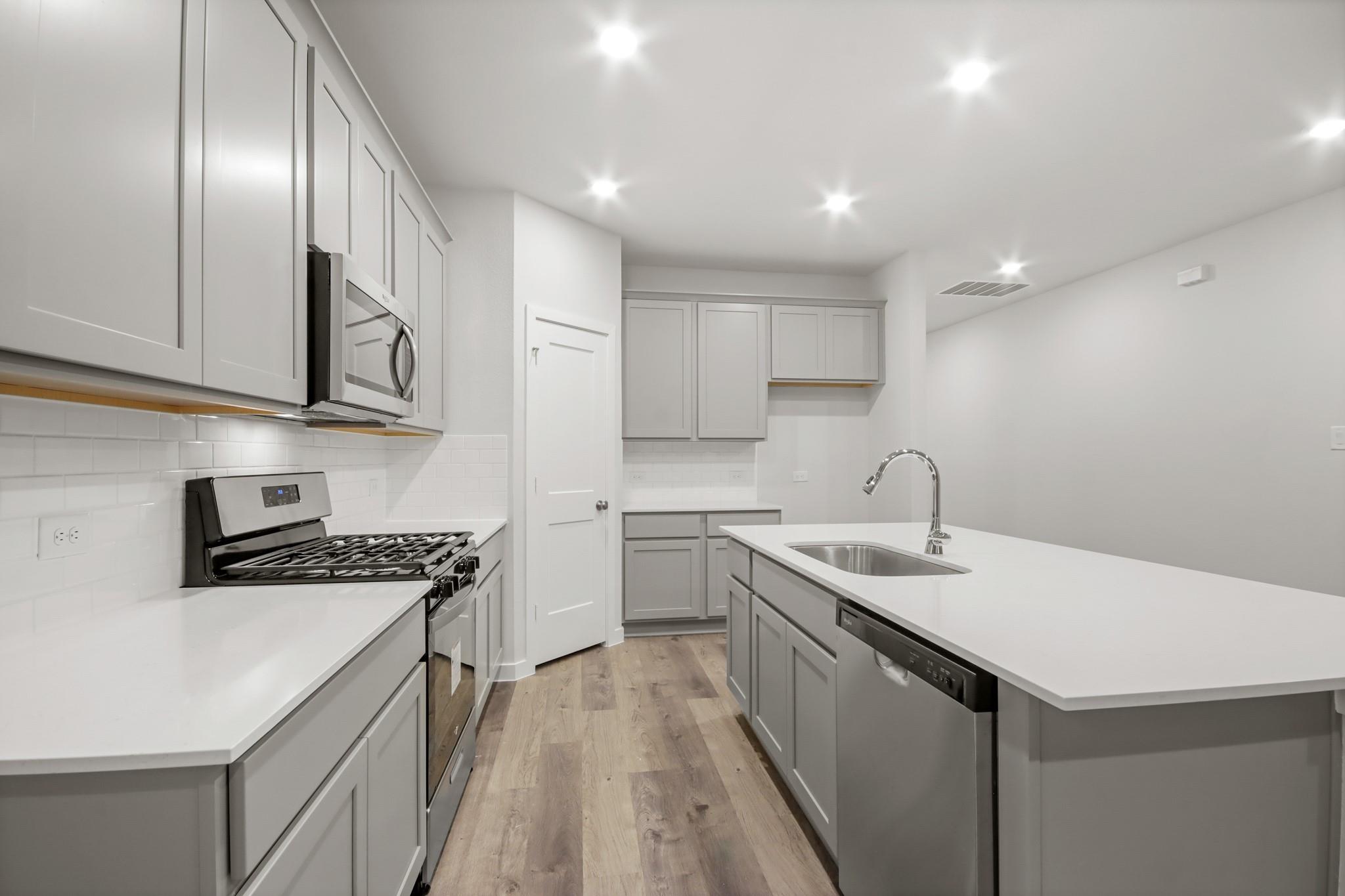 106 Rosa Peace Terrace