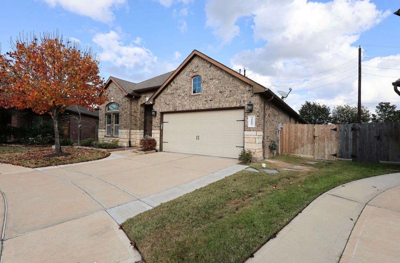 28803 Denham Way Court