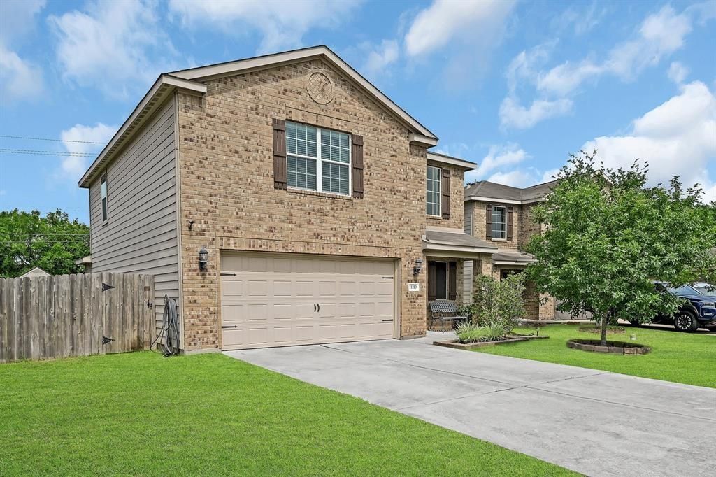 Photo of 11210 Hall Meadows Court, Houston, TX 77075 (MLS # 15773727)