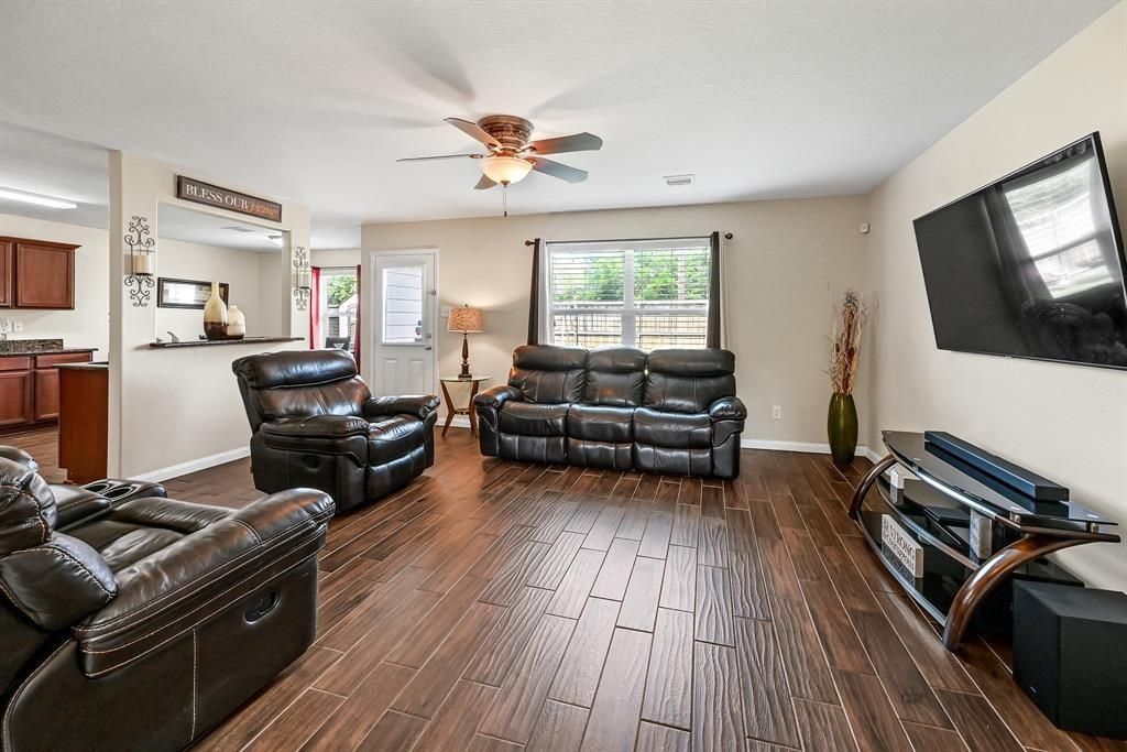 Photo of 11210 Hall Meadows Court, Houston, TX 77075 (MLS # 15773727)