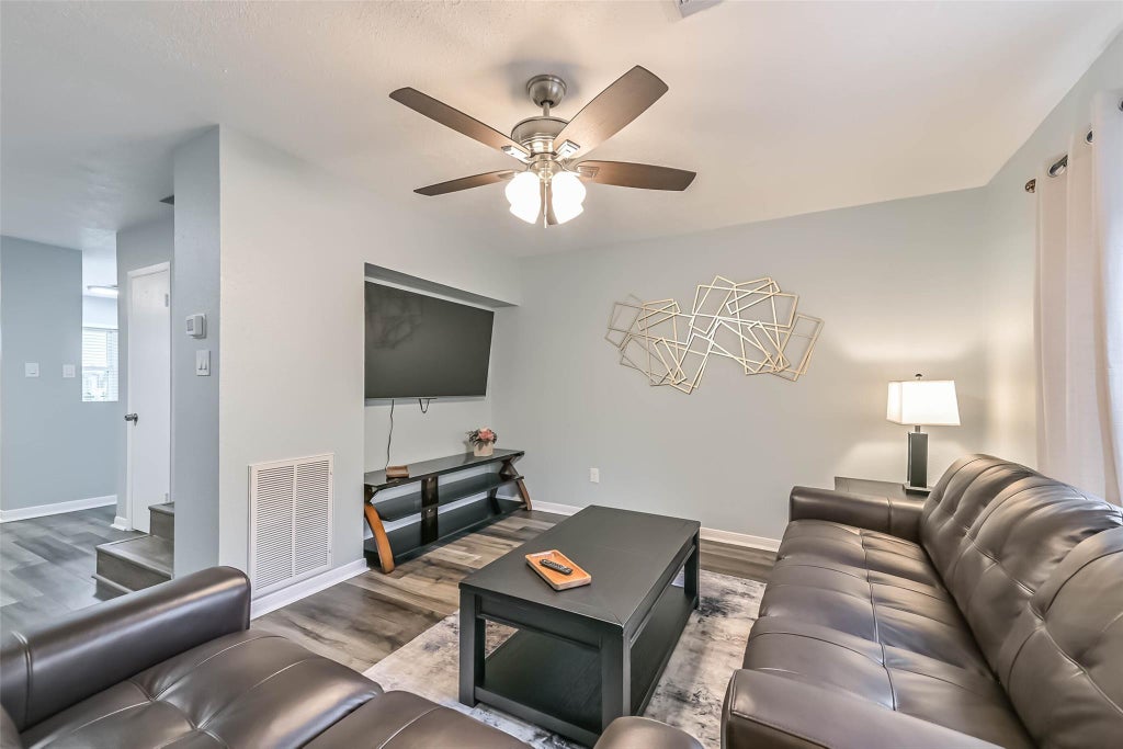 Photo of 1415 Ramada Drive #1415, Houston, TX 77062 (MLS # 20773105)