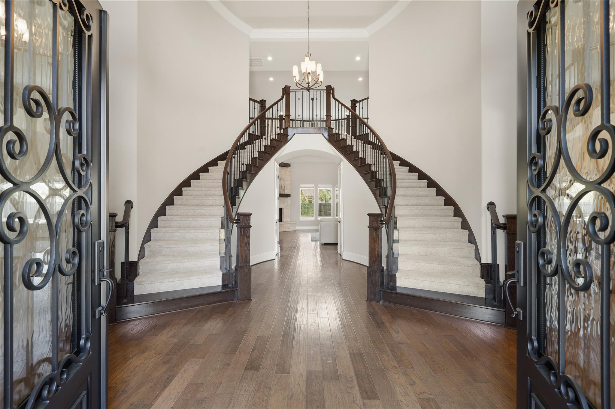 2114 Grand Place Drive