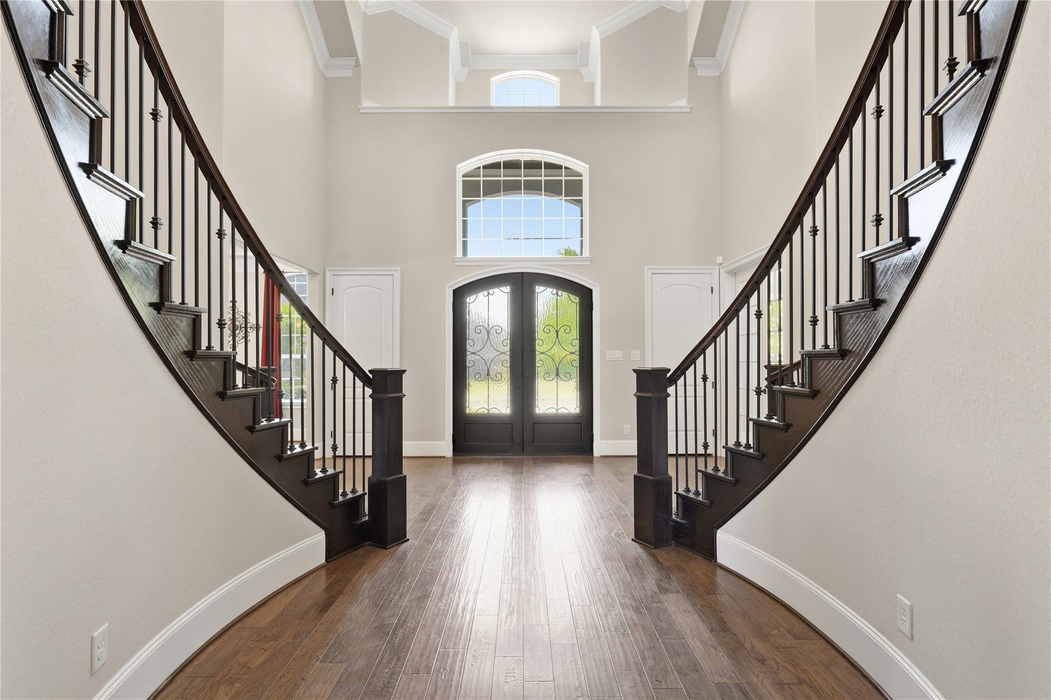 2114 Grand Place Drive