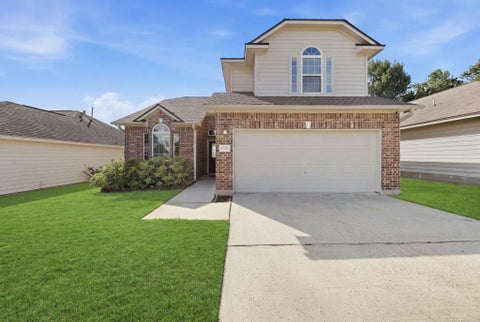 Photo of 1010 Oak Glen Drive, Conroe, TX 77378 (MLS # 2346057)