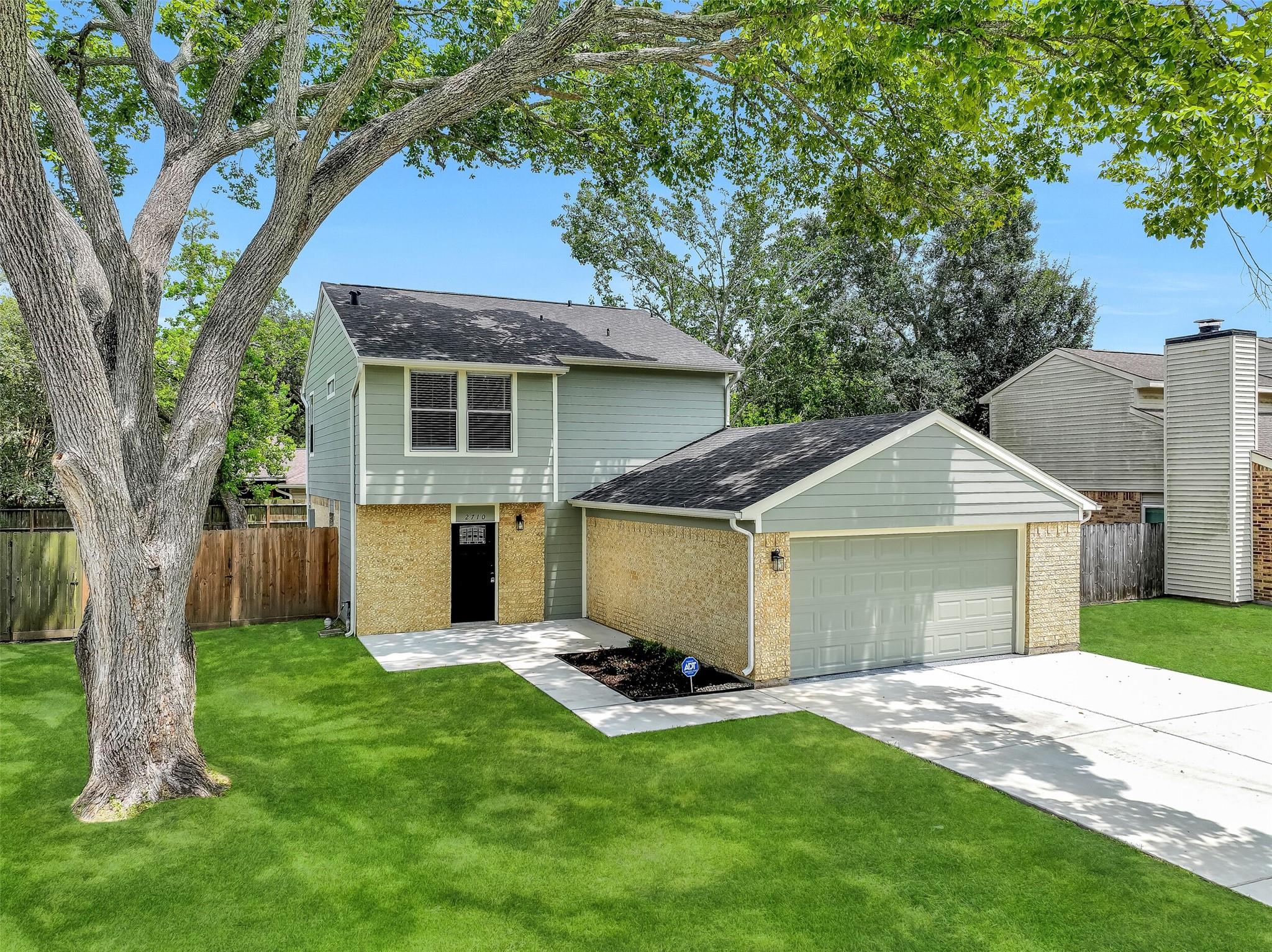 2710 Merrimac Drive