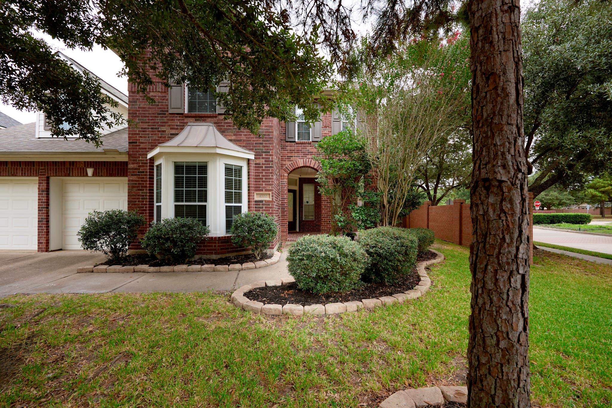 4702 Lawton Bend Lane E