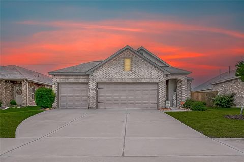Photo of 1214 Red Hills Drive, Rosharon, TX 77583 (MLS # 30131300)