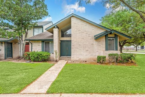Photo of 7180 S Dairy Ashford Road, Houston, TX 77072 (MLS # 12081269)