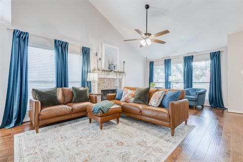 Photo of 1922 Old Dixie Drive, Richmond, TX 77406 (MLS # 22791953)