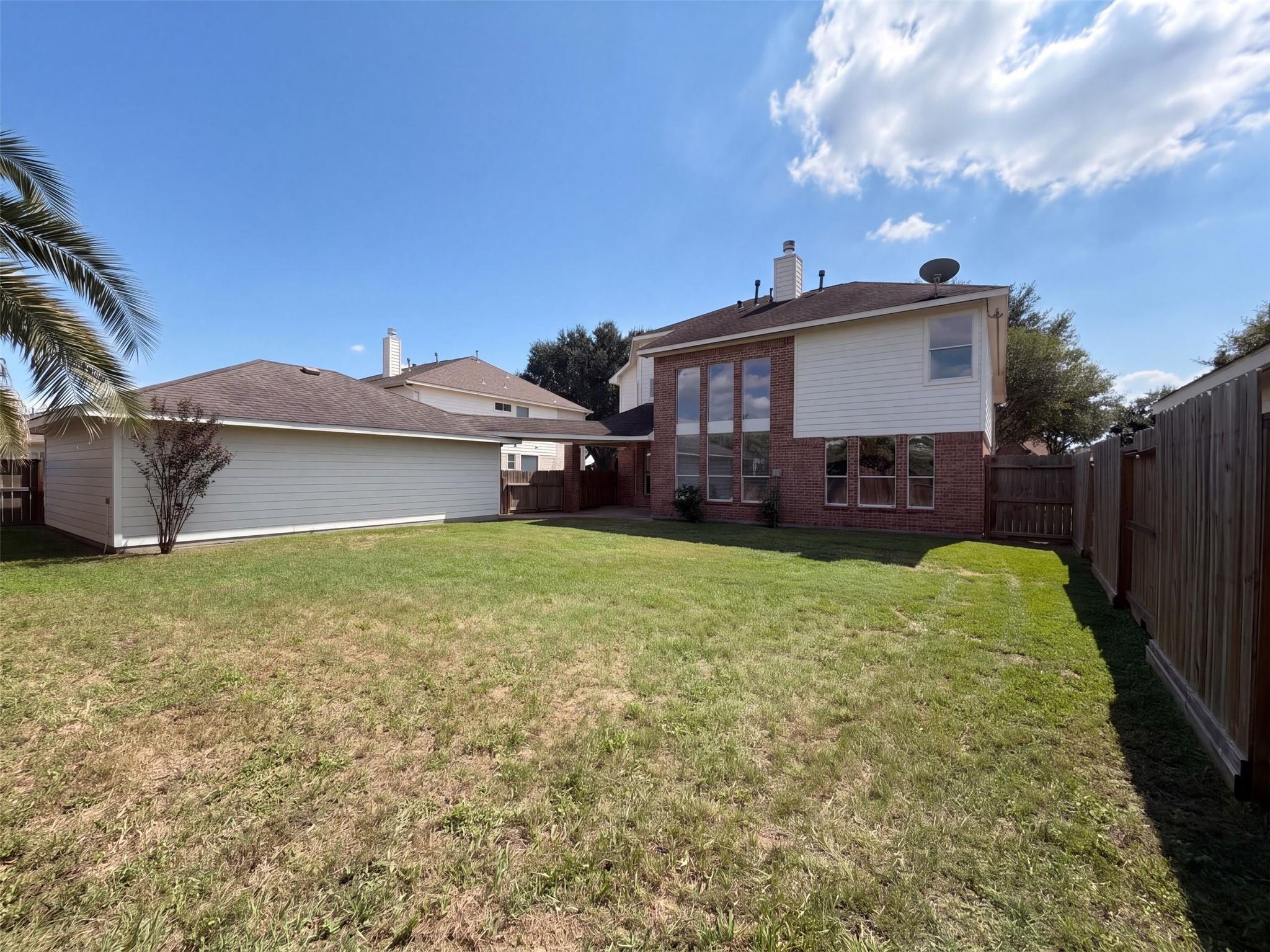 18006 Oakfield Glen Lane
