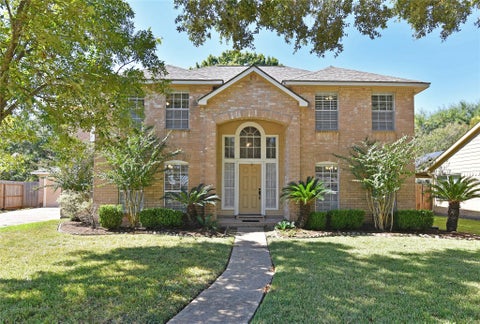Photo of 907 Sugarfield Court, Sugar Land, TX 77498 (MLS # 49045347)