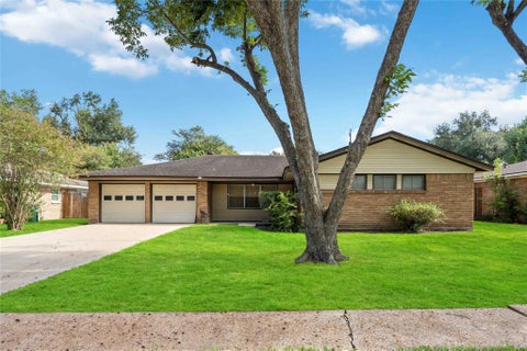 Photo of 7719 Wilmerdean Street, Houston, TX 77061 (MLS # 84427644)
