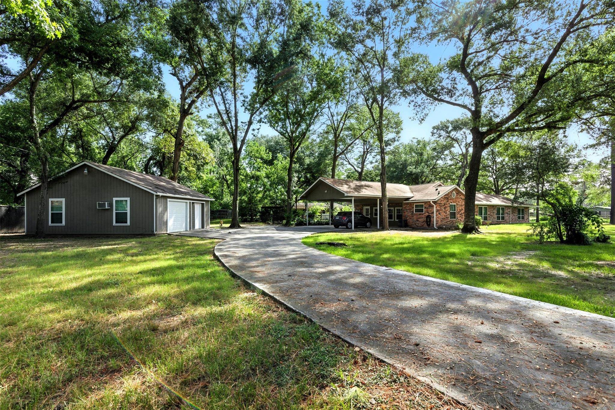 19806 Sagging Oaks Drive