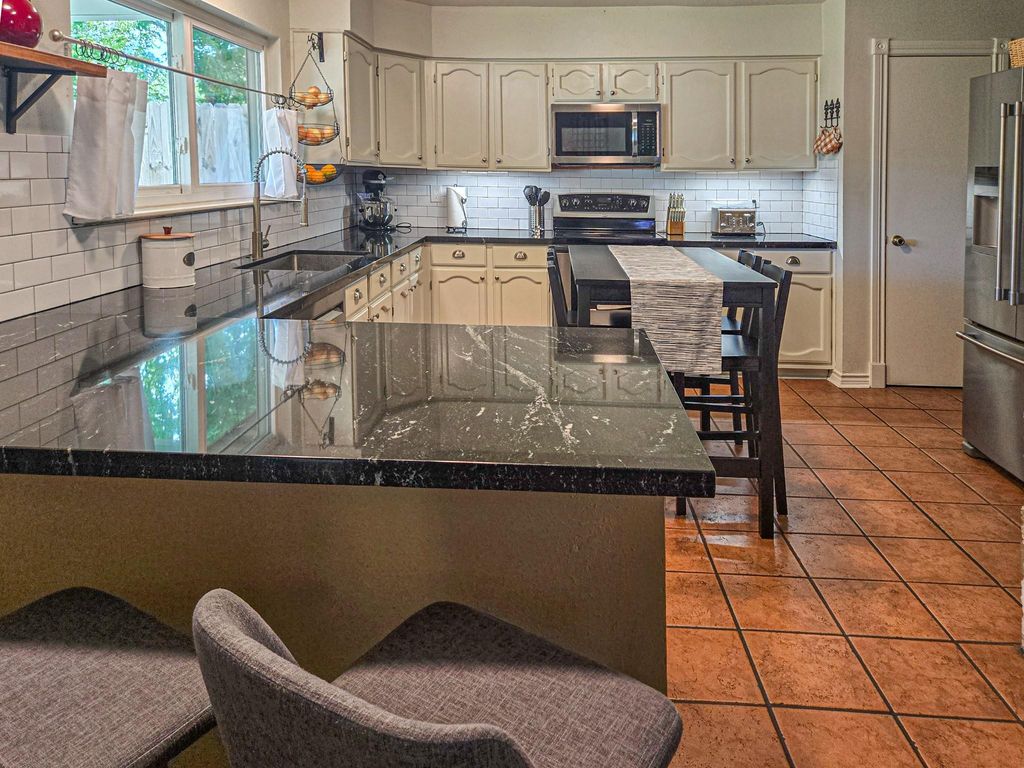 Photo of 5826 Culross Close, Humble, TX 77346 (MLS # 92454684)