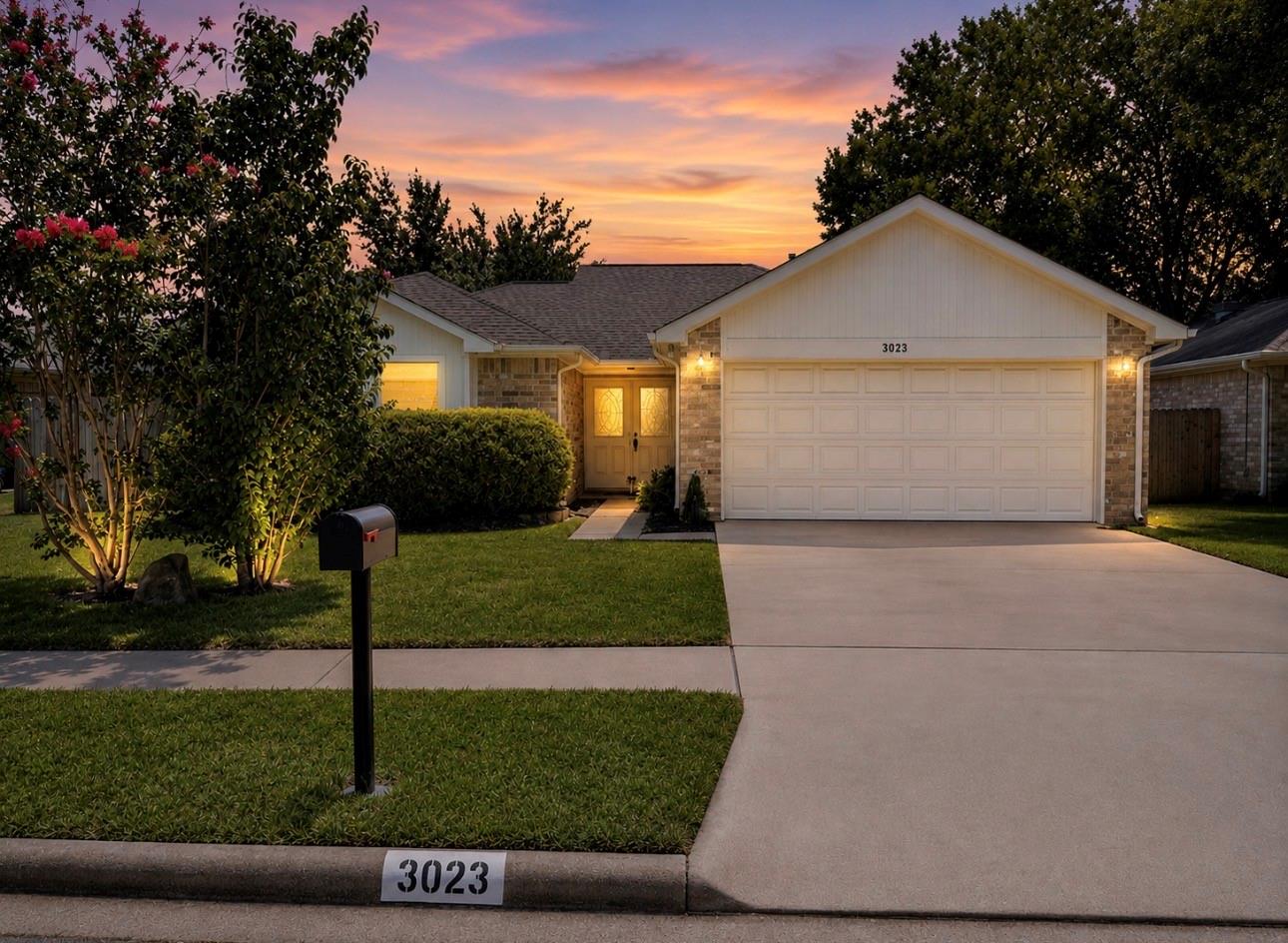 3023 Garden Lane