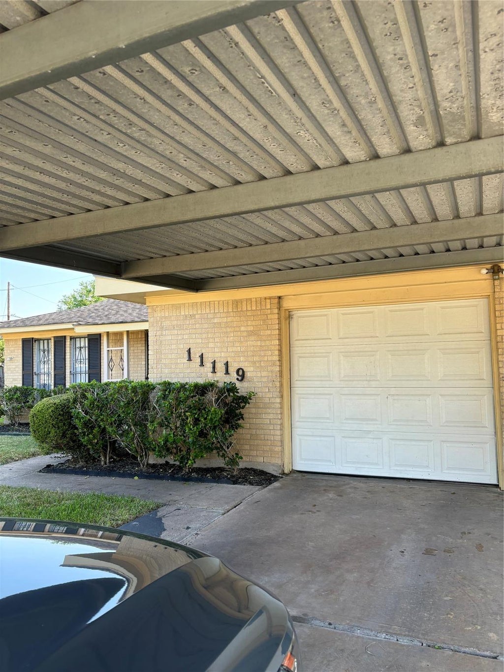 Photo of 11119 Jutland Road, Houston, TX 77048 (MLS # 23960685)