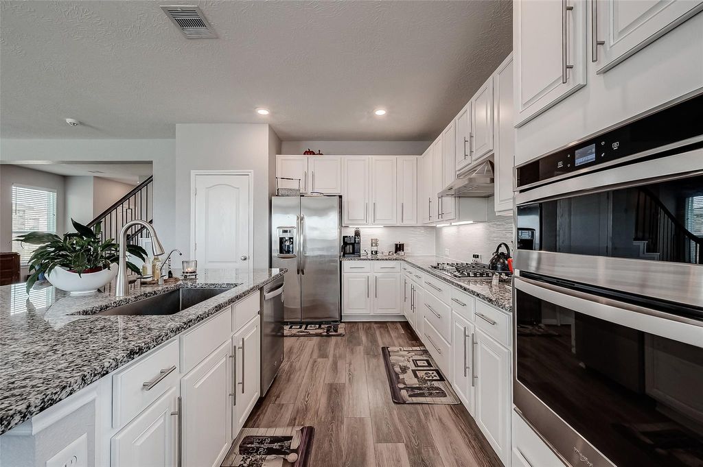 Photo of 4803 Wellington Manor Court, Katy, TX 77493 (MLS # 94455007)