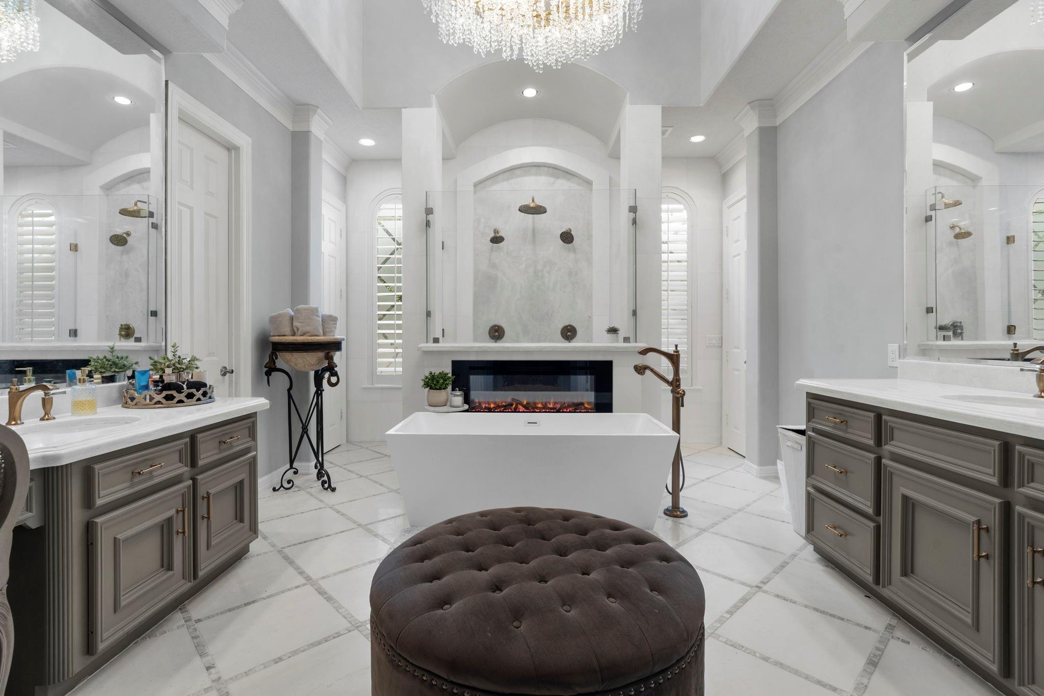 Missouri City, Texas, 77459, United States, 6 Bedrooms Bedrooms, ,8 BathroomsBathrooms,Residential,Active,2037105