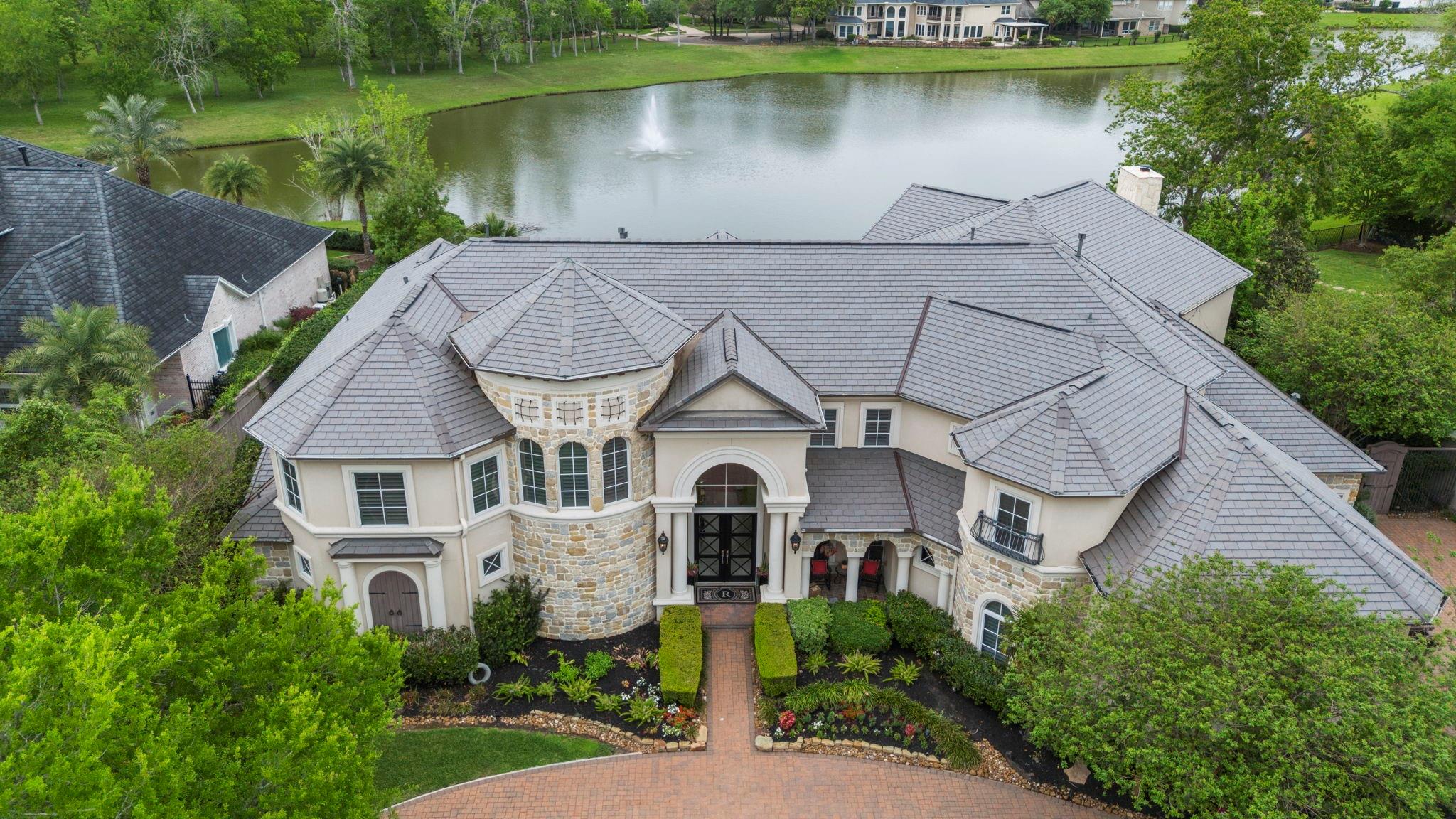 Missouri City, Texas, 77459, United States, 6 Bedrooms Bedrooms, ,8 BathroomsBathrooms,Residential,Active,2037105