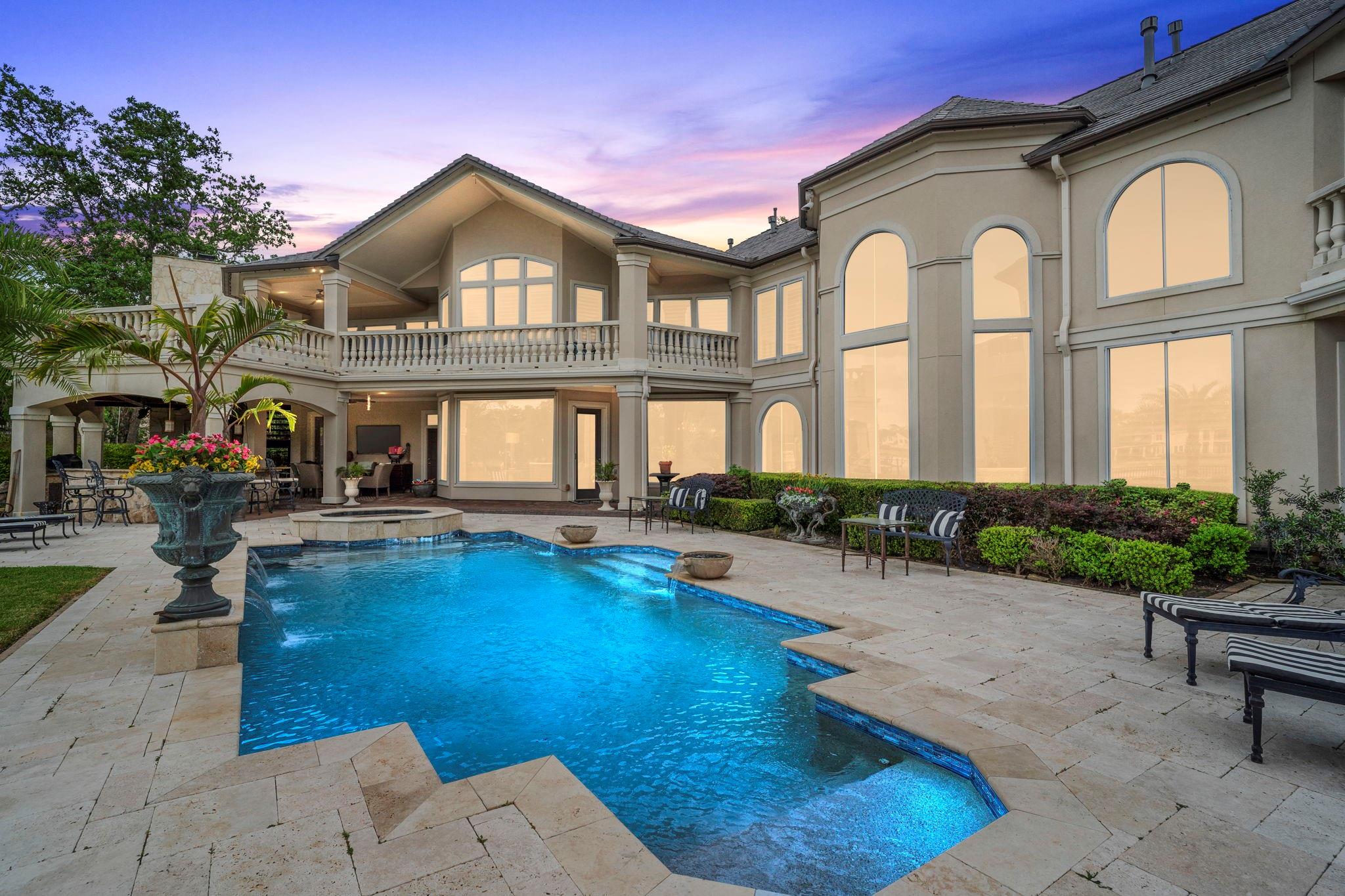 Missouri City, Texas, 77459, United States, 6 Bedrooms Bedrooms, ,8 BathroomsBathrooms,Residential,Active,2037105
