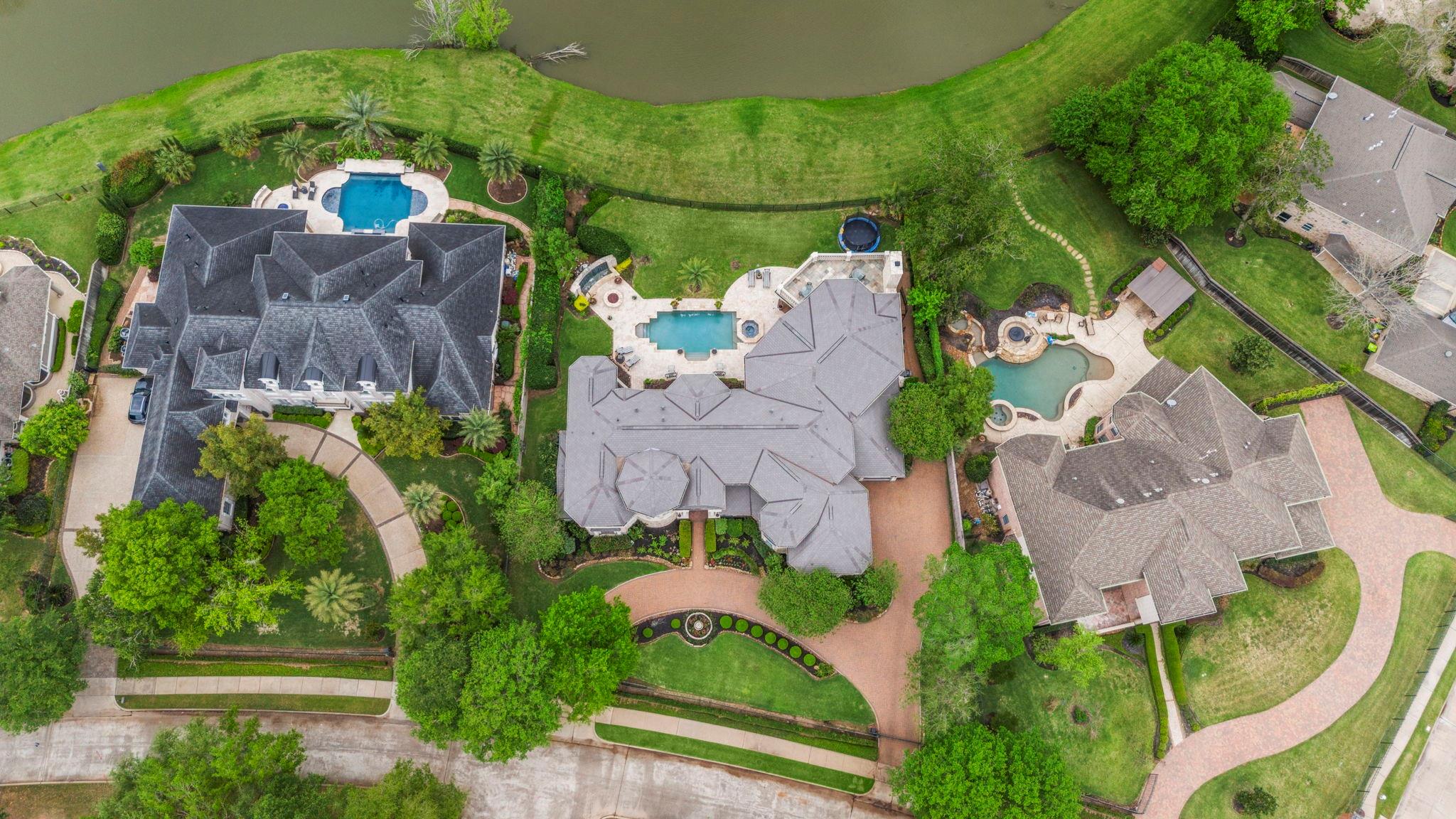 Missouri City, Texas, 77459, United States, 6 Bedrooms Bedrooms, ,8 BathroomsBathrooms,Residential,Active,2037105