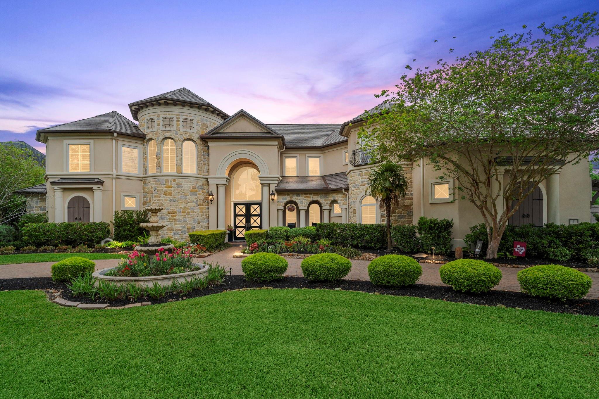 Missouri City, Texas, 77459, United States, 6 Bedrooms Bedrooms, ,8 BathroomsBathrooms,Residential,Active,2037105