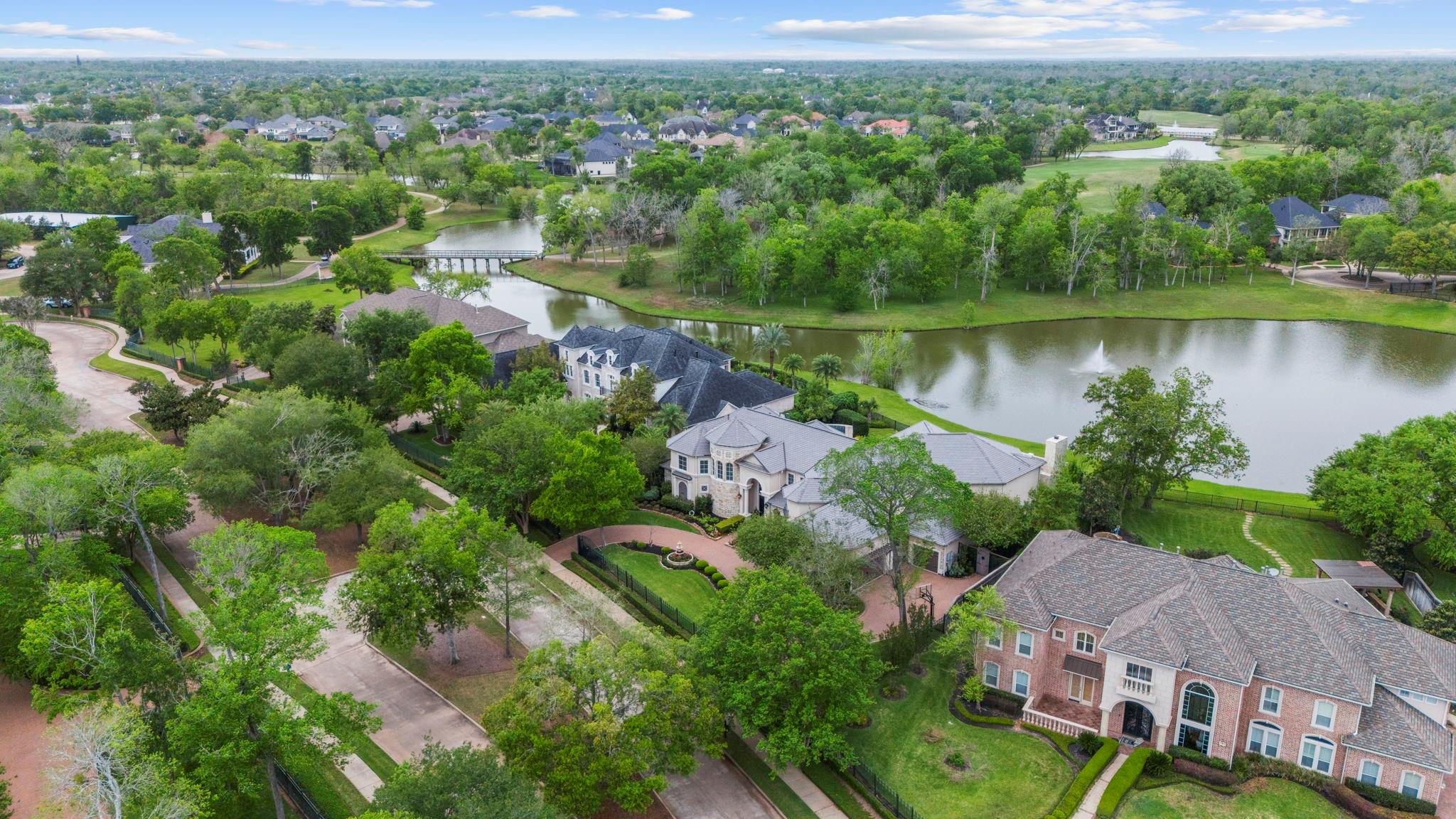 Missouri City, Texas, 77459, United States, 6 Bedrooms Bedrooms, ,8 BathroomsBathrooms,Residential,Active,2037105