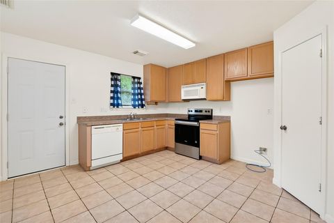 Tiny photo for 10426 Briar Patch Street, Baytown, TX 77523 (MLS # 27366232)