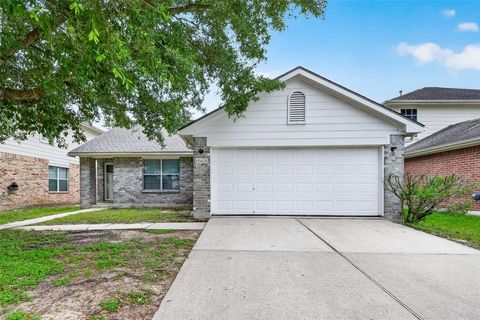 Tiny photo for 10426 Briar Patch Street, Baytown, TX 77523 (MLS # 27366232)