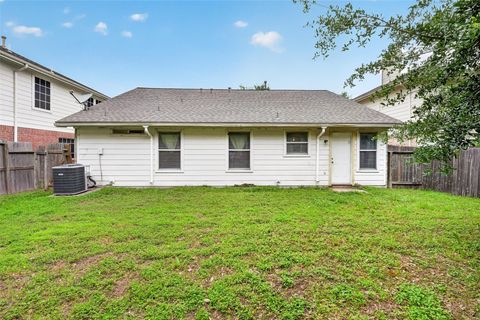 Tiny photo for 10426 Briar Patch Street, Baytown, TX 77523 (MLS # 27366232)