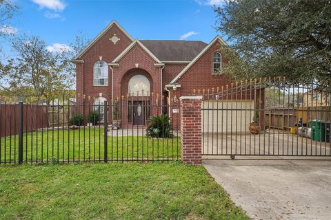 Photo of 6907 Keats Street, Houston, TX 77085 (MLS # 24901962)