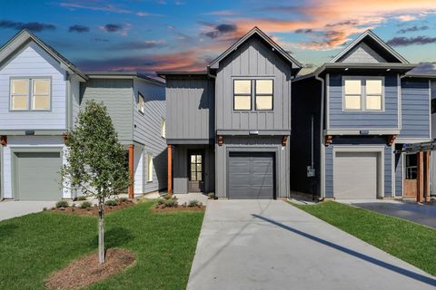 Photo of 6322 Milwee Street #A, Houston, TX 77092 (MLS # 74125251)