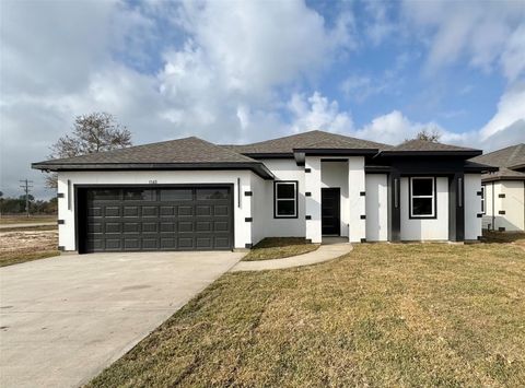 Photo of 5201 Road 5203, Cleveland, TX 77327 (MLS # 21193653)