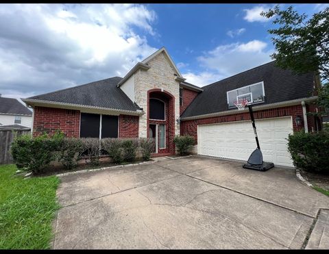 Photo of 13015 Sandflower Lane, Sugar Land, TX 77498 (MLS # 30037928)