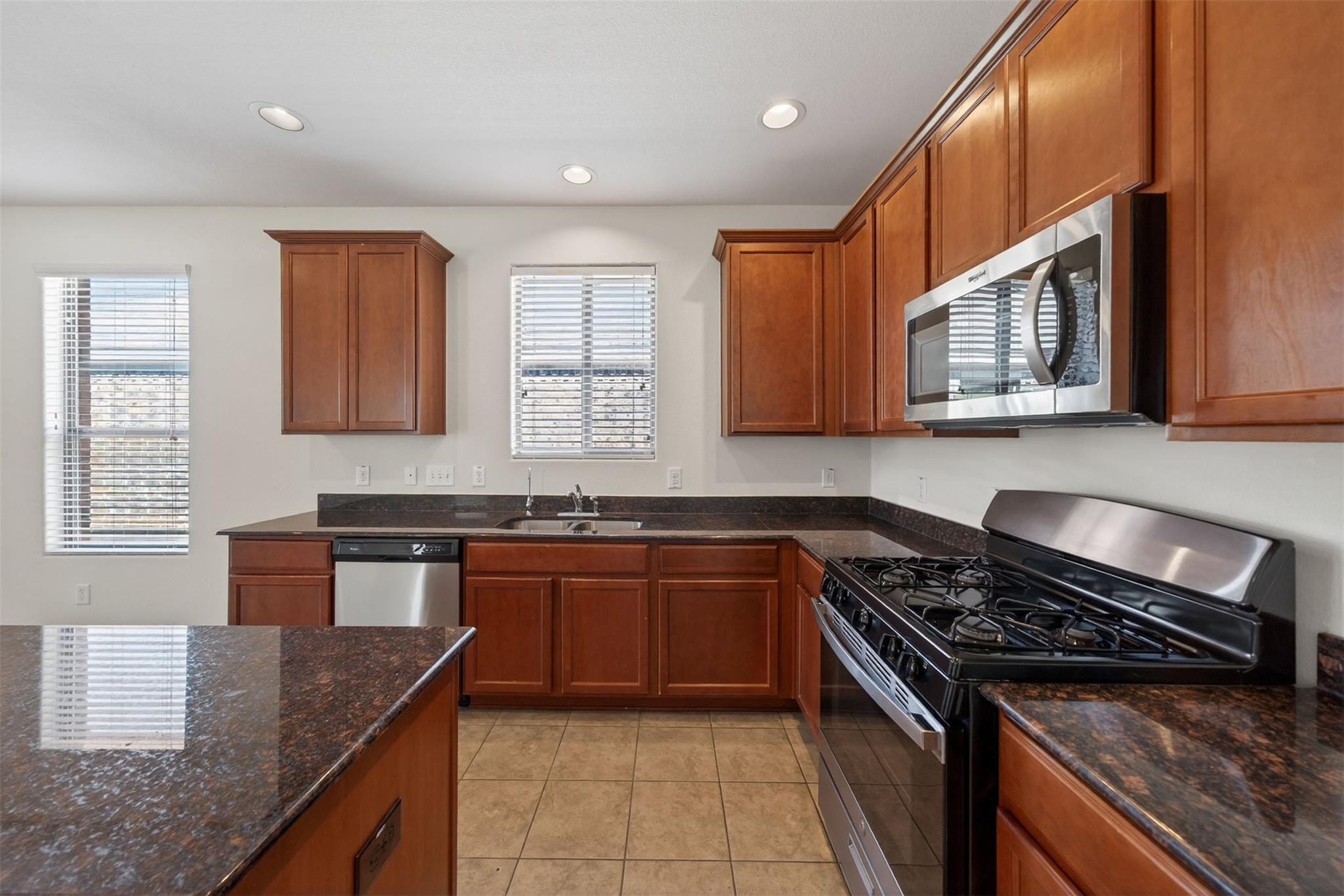 5815 Acacia Rose Court