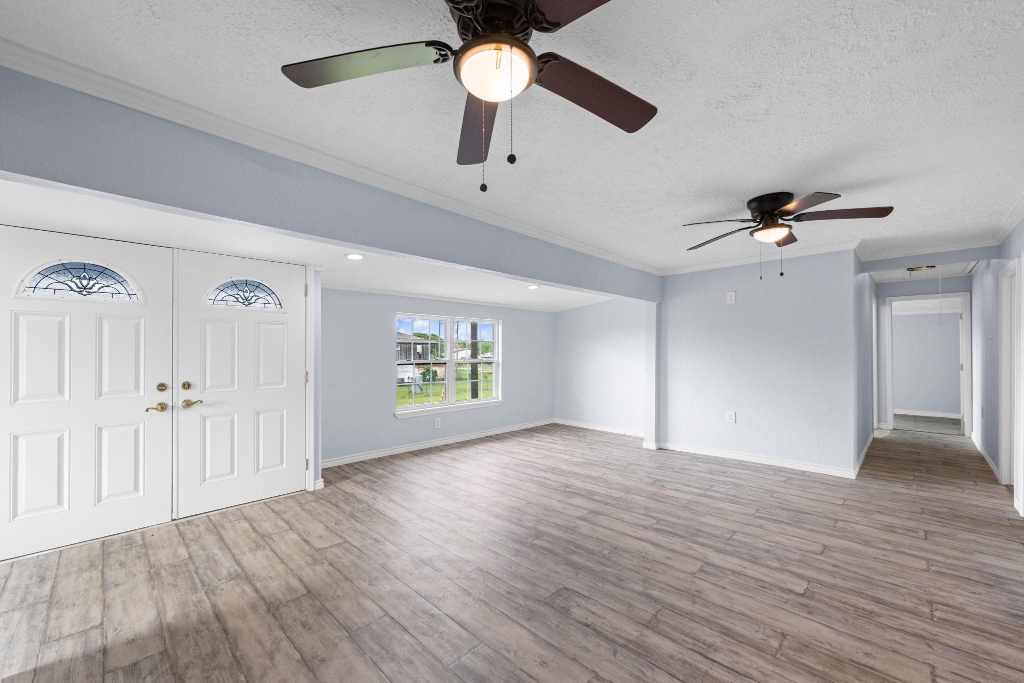 2534 Bastrop