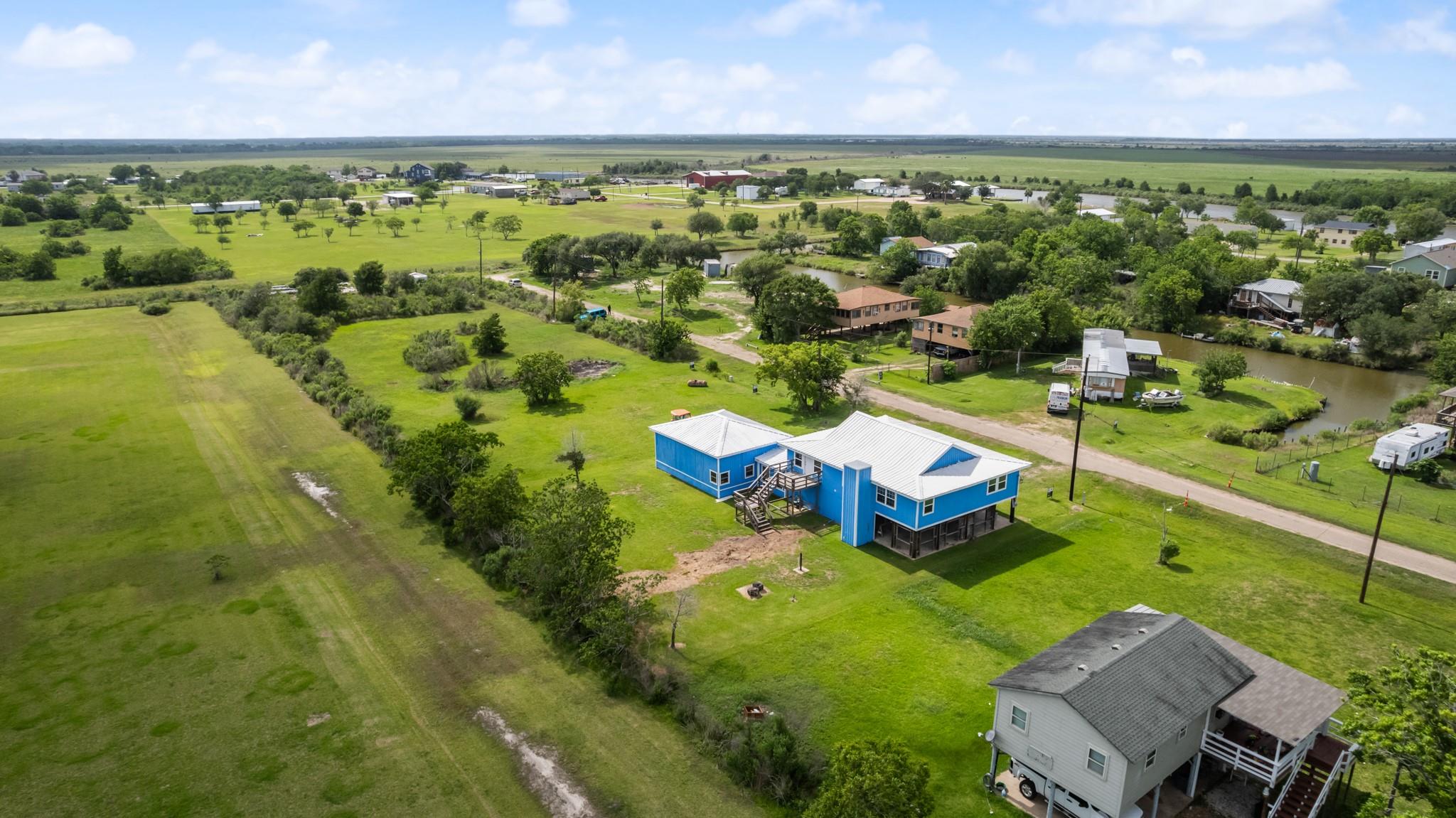 2534 Bastrop