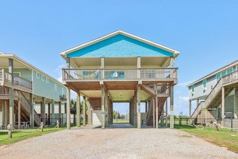 Photo of 989 Meynig Drive, Crystal Beach, TX 77650 (MLS # 17749715)