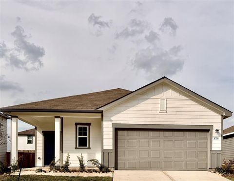Photo of 31338 Gayle Prairie Oaks Street, Waller, TX 77484 (MLS # 45864148) Photo of 31338 Gayle Prairie Oaks Street, Waller, TX 77484 (MLS # 45864148)