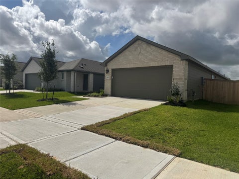 Photo of 29227 Farmhouse Estates, Waller, TX 77484 (MLS # 4202504)